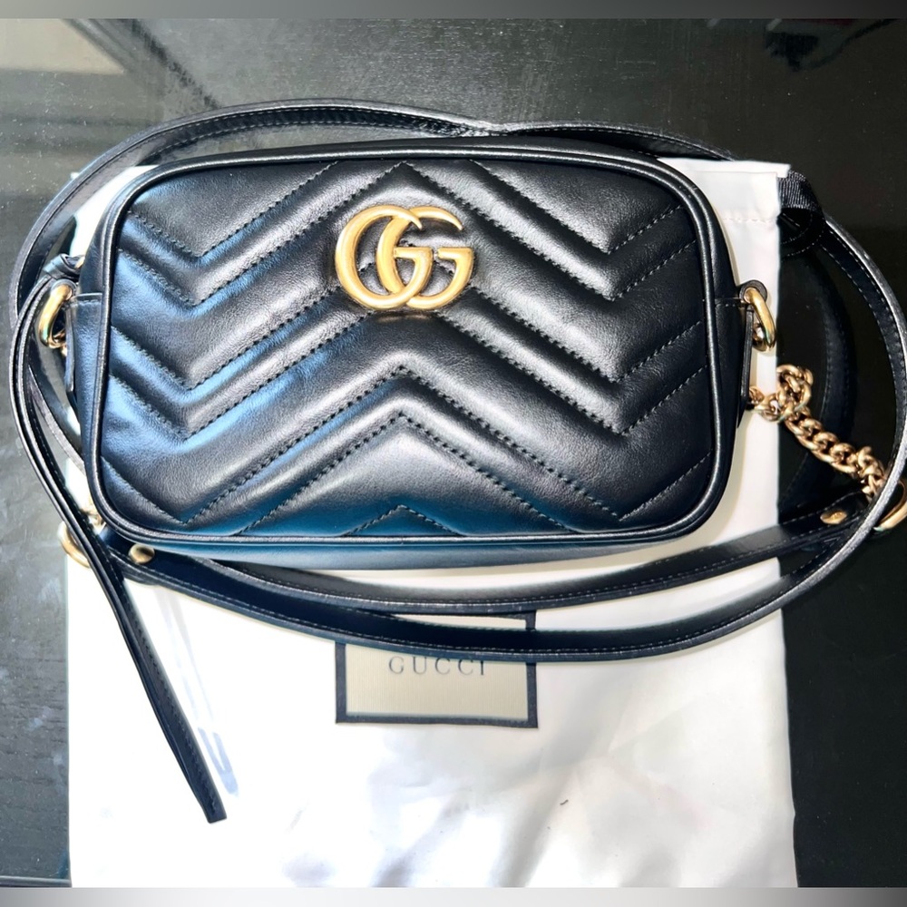 Authentic GUCCI mini camera leather bag